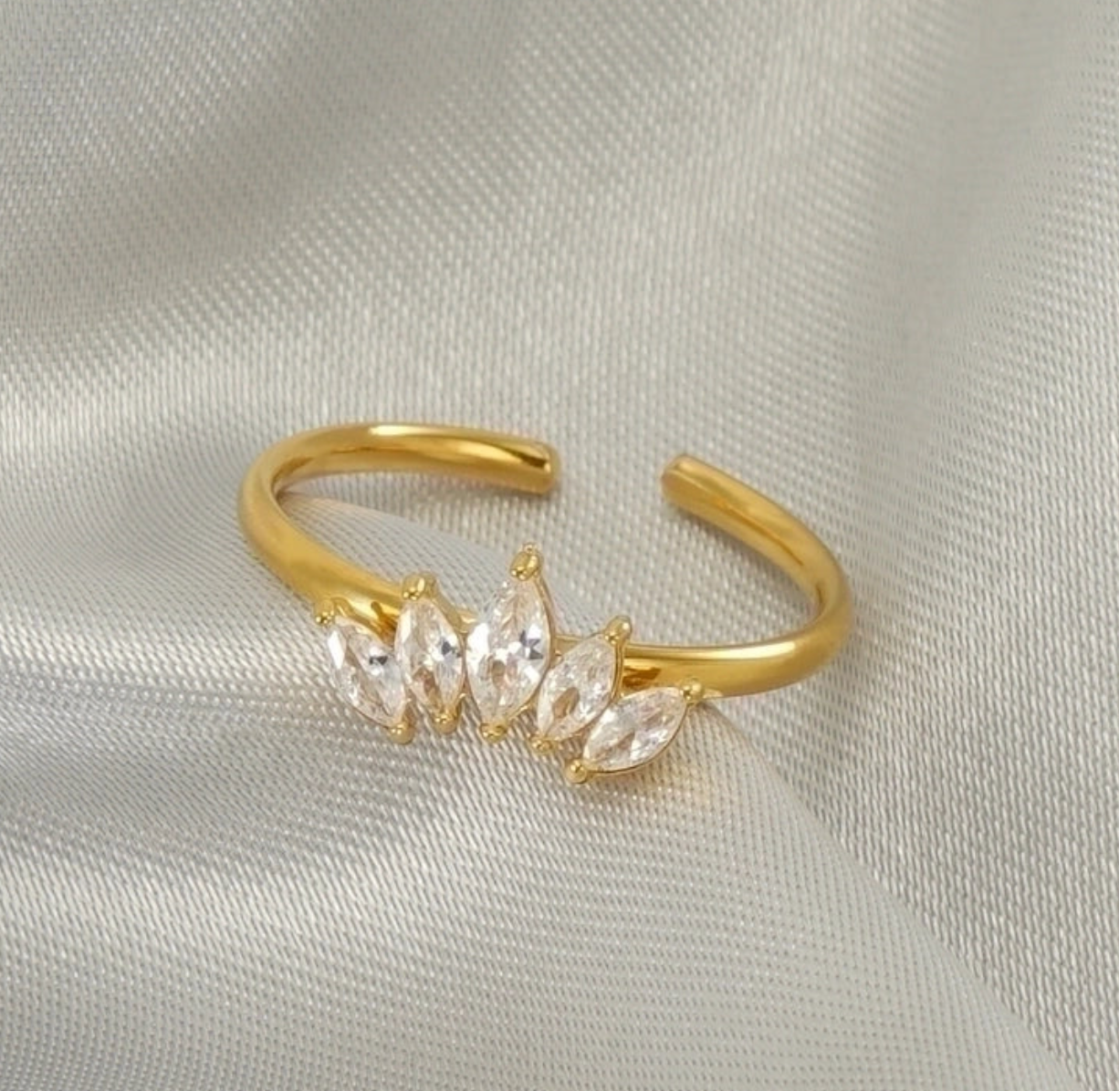 18K Gold Plated Stainless Steel Zircon Stone Crown Ring Set