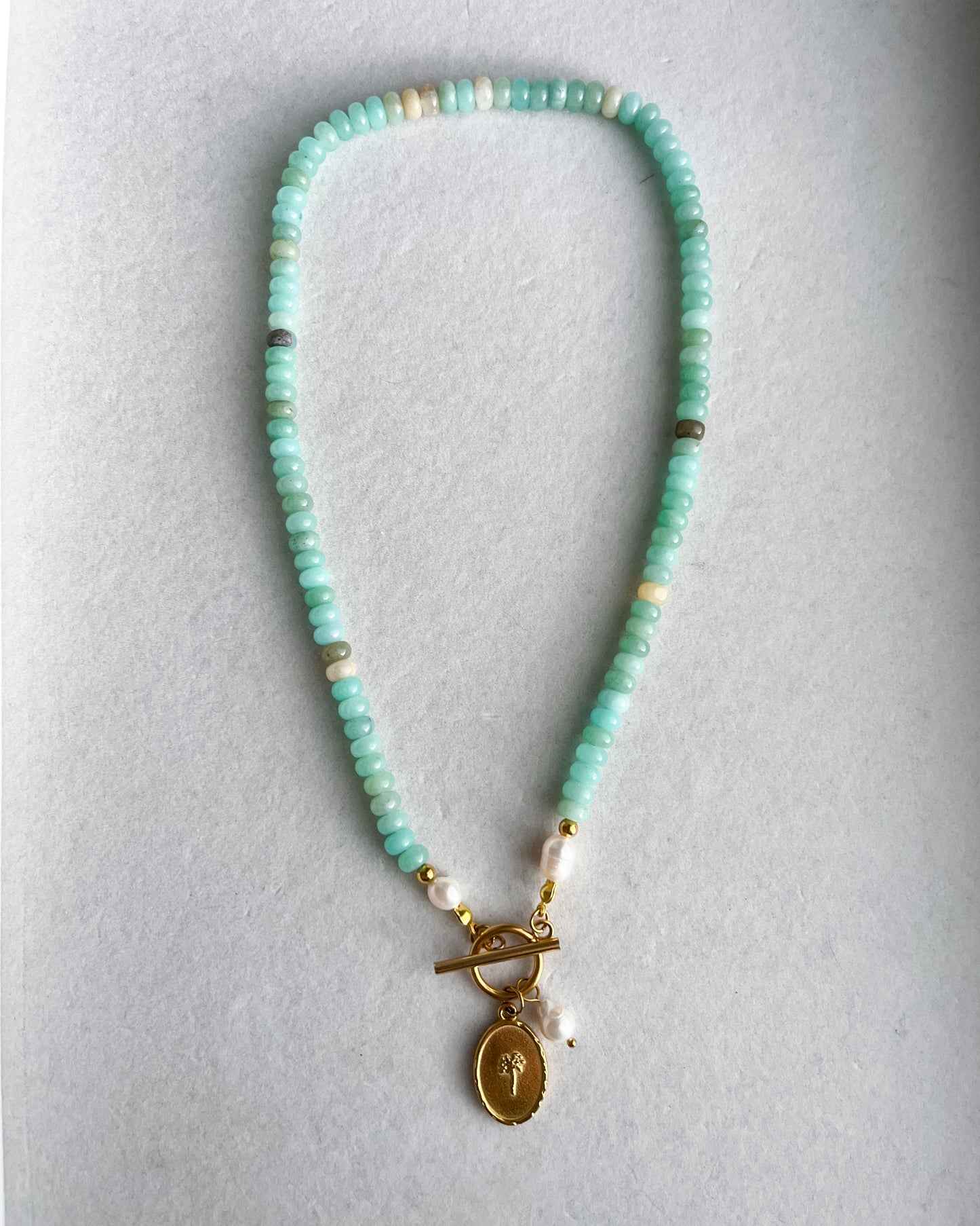 💧 Summer Palm Beaded Toggle Necklace