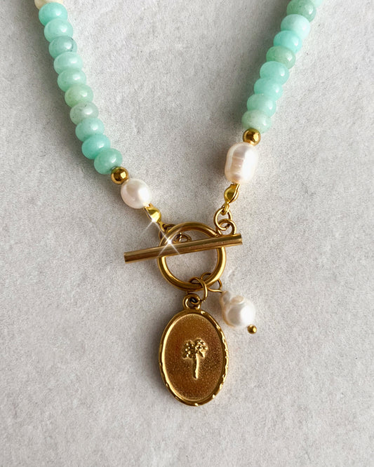 💧 Summer Palm Beaded Toggle Necklace
