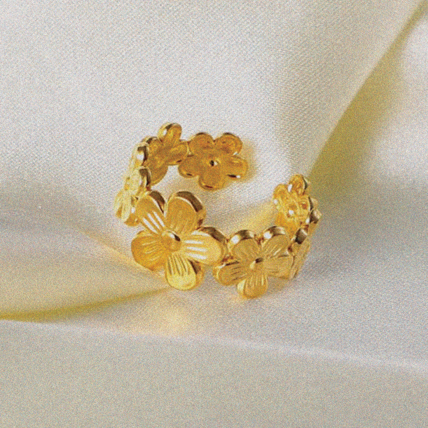 18K Gold Plated Stainless Steel Flower Ring
