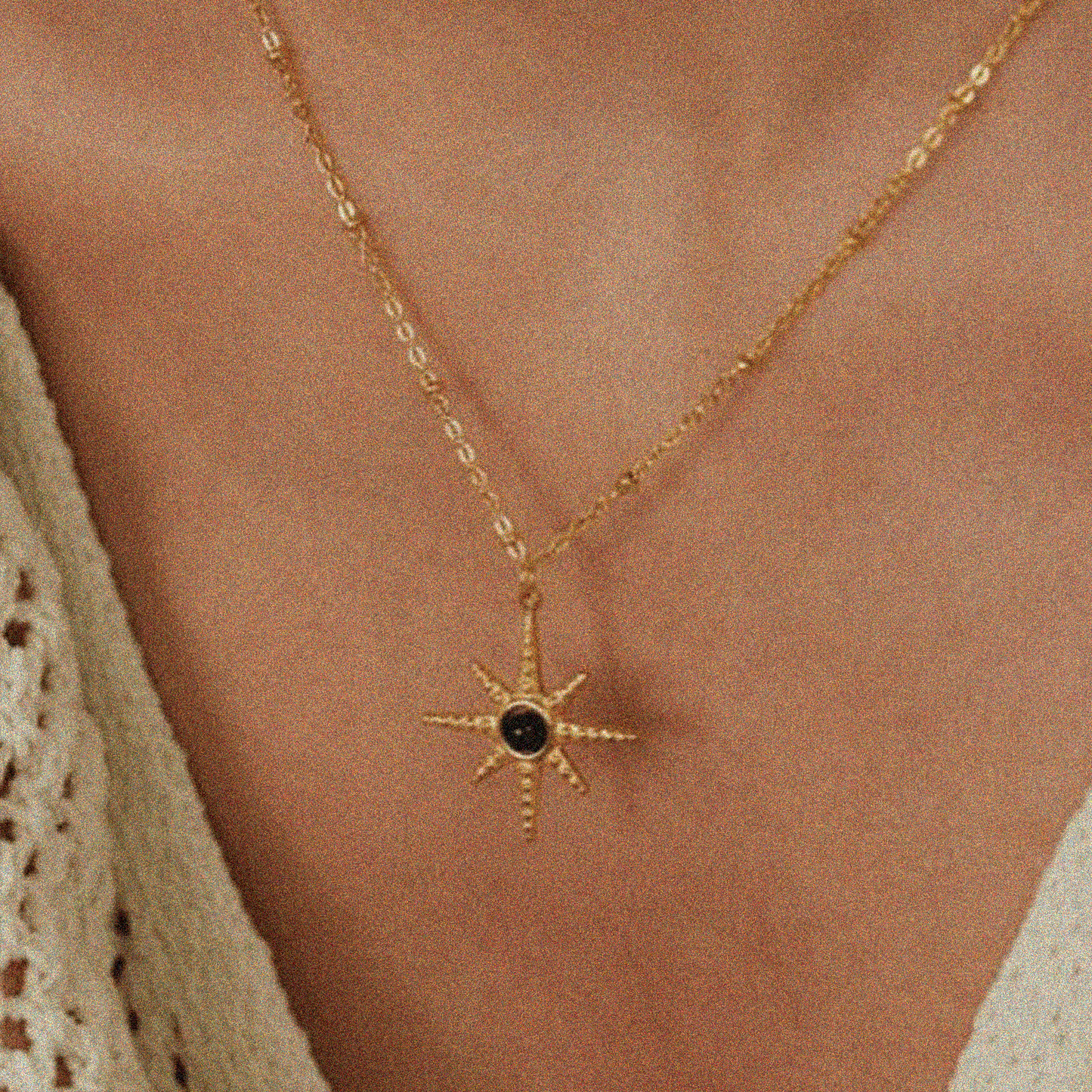 18K Gold Plated Stainless Steel Vintage Inspired Star Pendant Necklace
